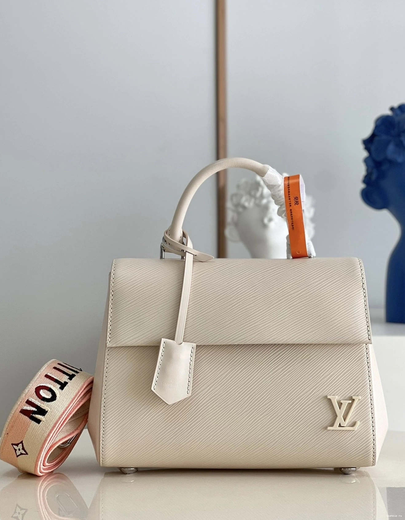 WIS CHANELUNY LOUIS VUITTON BB 0804